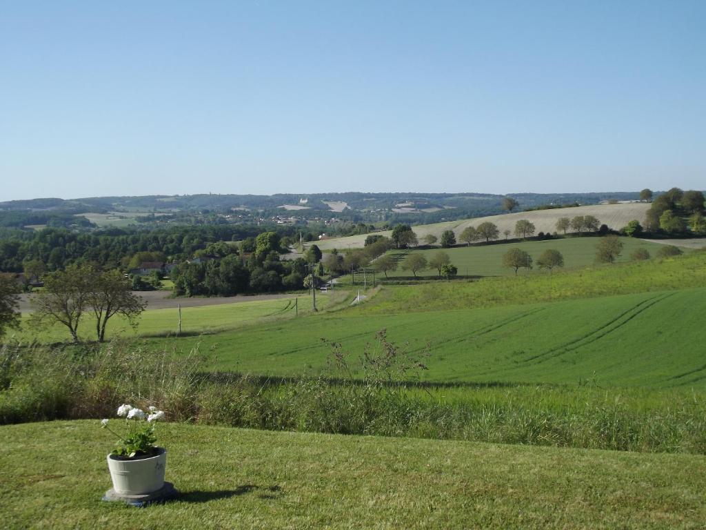 Les Gites De La Treille Montagrier Room photo